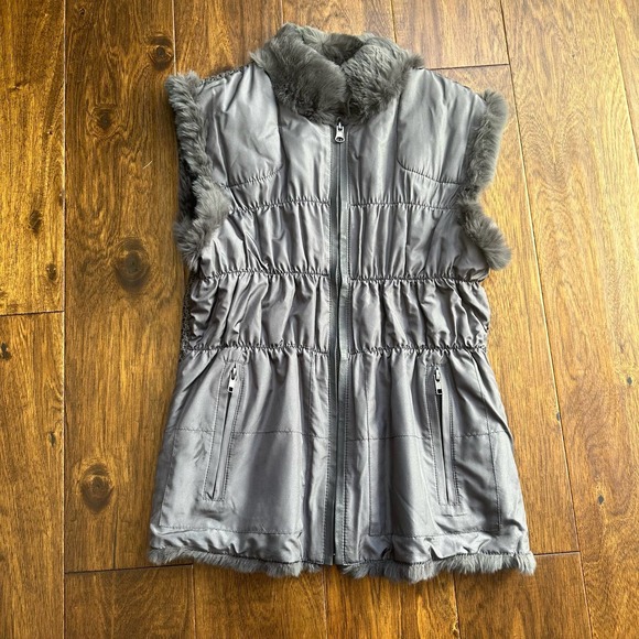 Linda Richards Luxury rabbit fur reversible vest size medium - Picture 3 of 11